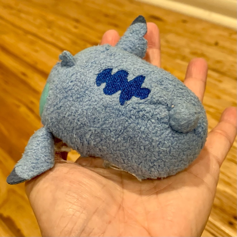13” Stitch genuine Disney Parks/World + Tsum Tsum - Picture 9 of 10